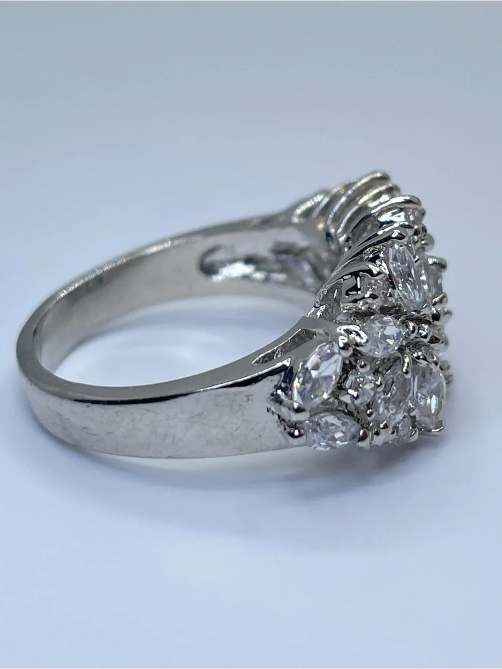 Swarovski Crystal Elements Diamond White Floral Art Deco Ring Silver Sz 7